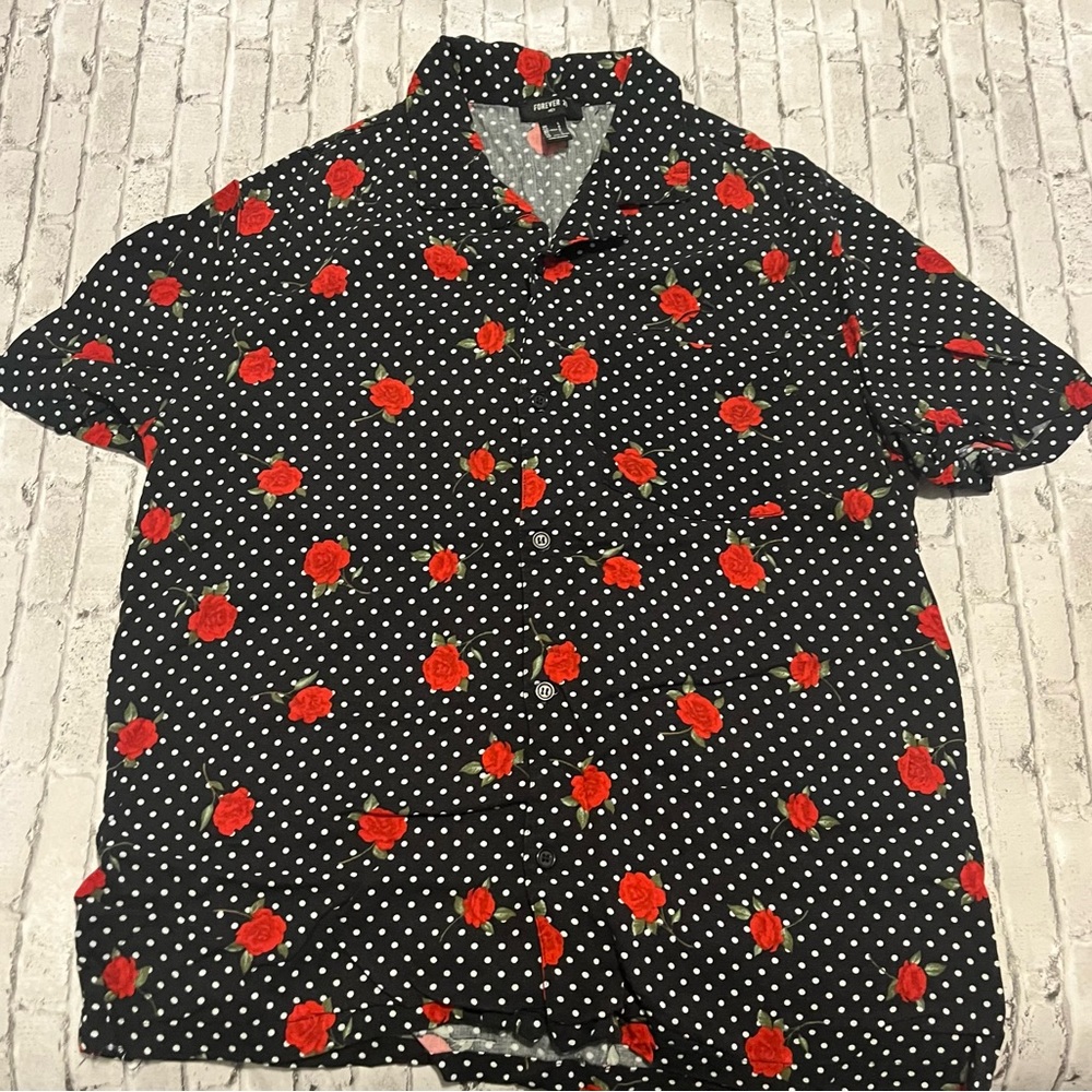 Forever 21 Button Up Rose Shirt Size Large